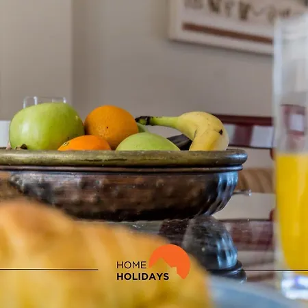 #128 Number 10 By Holidays Vakantiehuis