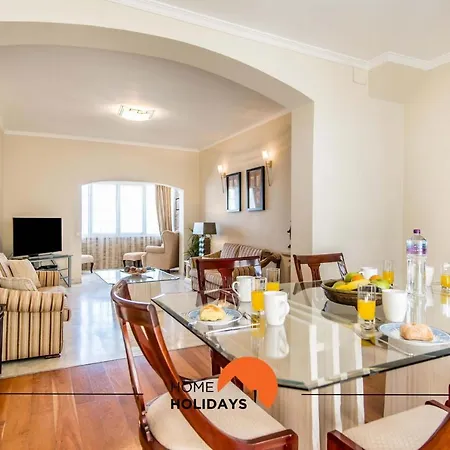 #128 Number 10 By Holidays 別荘