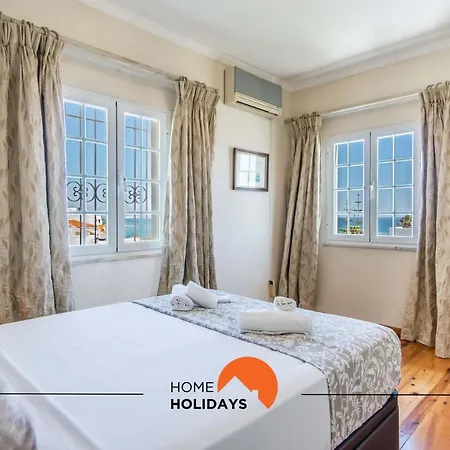 #128 Number 10 By Holidays 別荘