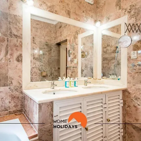 #128 Number 10 By Holidays 別荘 *