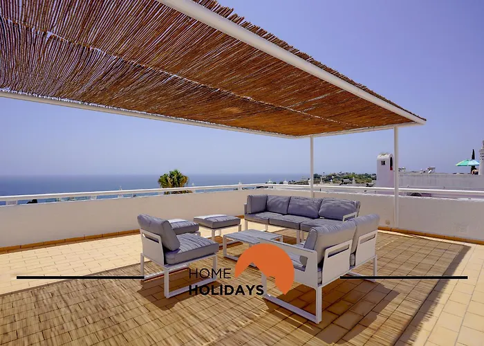 度假居 #128 Number 10 By Holidays